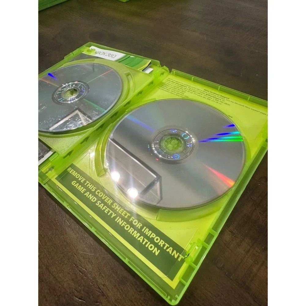 Halo 4 Microsoft Xbox 360 Video Game 2-Disc Set with Manual 343 Industries‎ NTSC